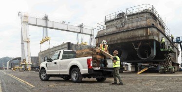 2017 Ford F-450 Super Duty Platinum Crew Cab 4x4